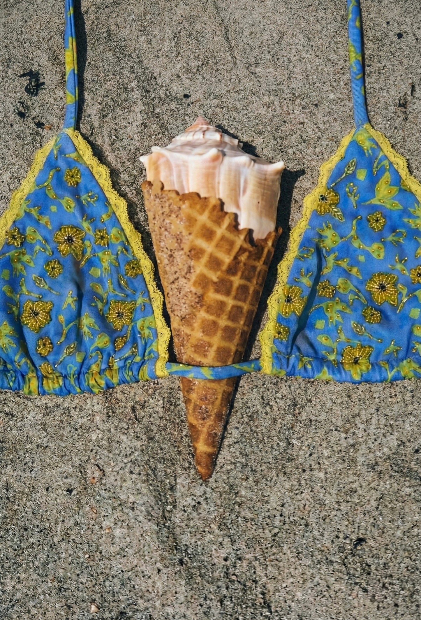 Rozalia Triangle Top - Blue Marigold